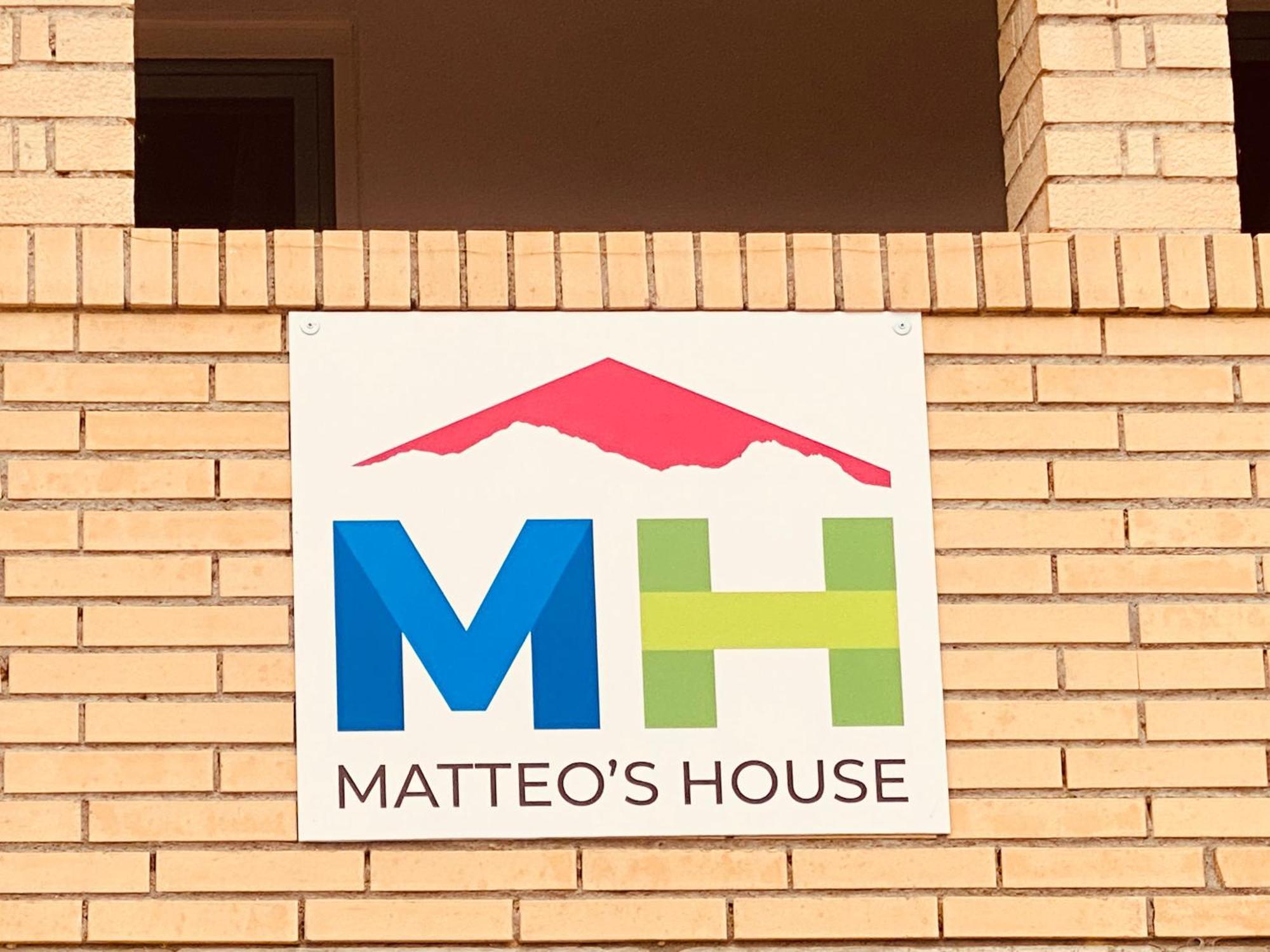 Matteo'S House Apartment Penne Exterior photo